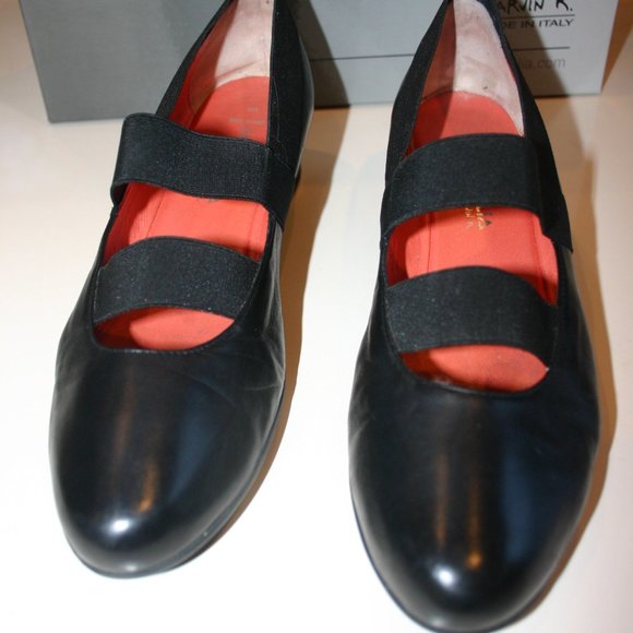 AQUATALIA Black Nappa Leather Weatherproof 1 3/4" Wedge Flat 8Medium - Picture 5 of 16